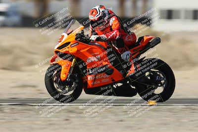 media/Dec-01-2025-Moto Forza (Mon) [[2daa91e15f]]/1-Advanced Group/Session 3 Turn 3 Exit Bump Pans/